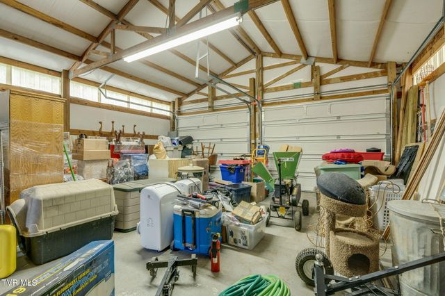490 Cockatiel Road, Limestone, TN 37681