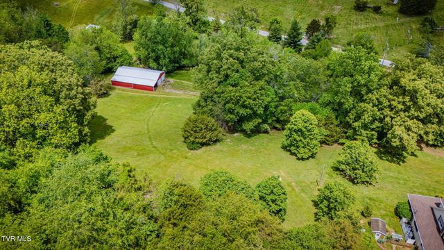 490 Cockatiel Road, Limestone, TN 37681