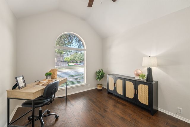 1253 Hershey Lane, Lewisville, TX 75077