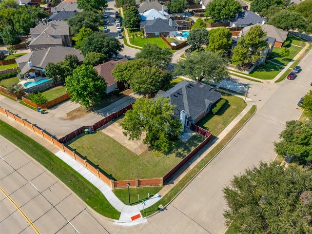 1253 Hershey Lane, Lewisville, TX 75077