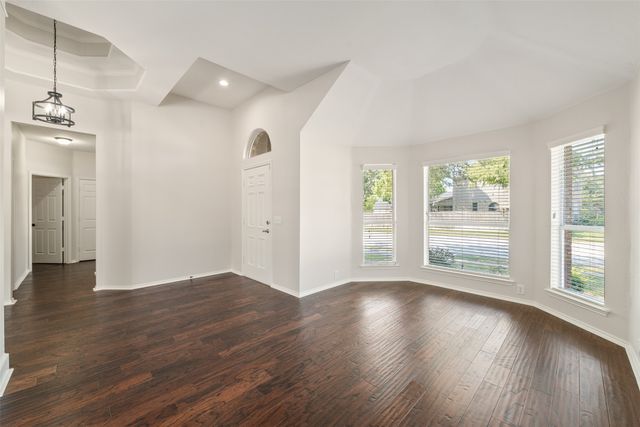 1253 Hershey Lane, Lewisville, TX 75077