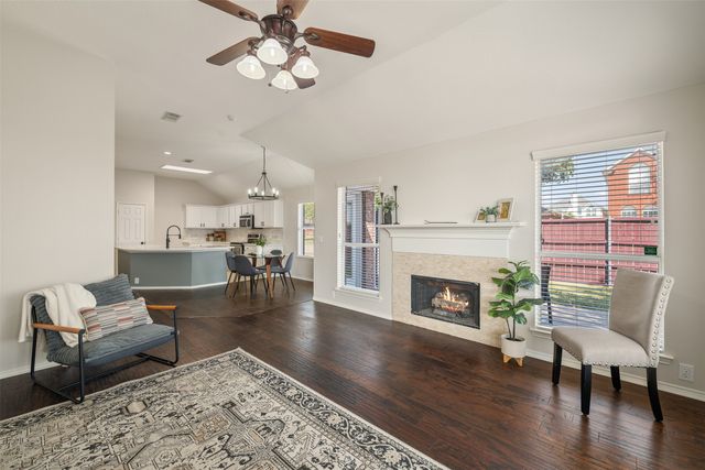 1253 Hershey Lane, Lewisville, TX 75077