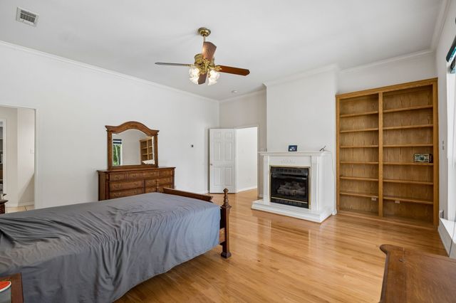 619 Oak Tree Cove, Cedar Hill, TX 75104