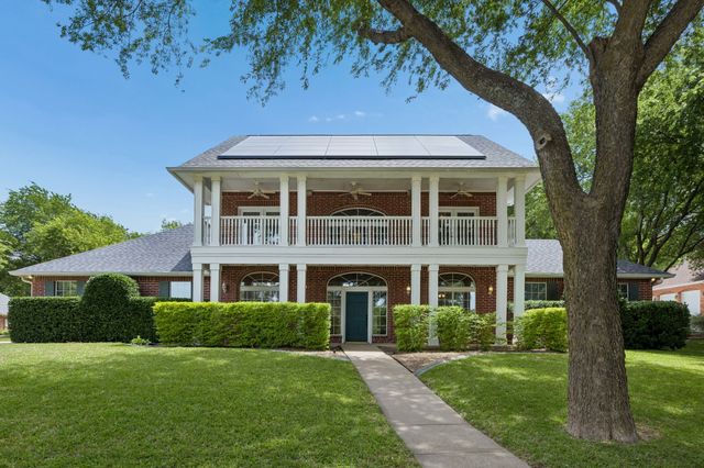 619 Oak Tree Cove, Cedar Hill, TX 75104
