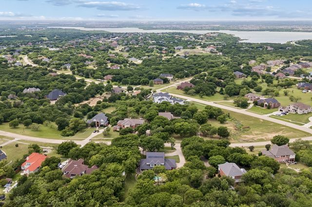 619 Oak Tree Cove, Cedar Hill, TX 75104