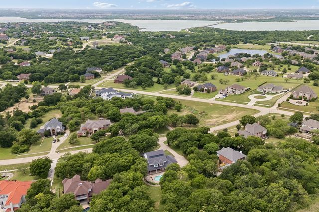 619 Oak Tree Cove, Cedar Hill, TX 75104