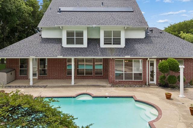 619 Oak Tree Cove, Cedar Hill, TX 75104