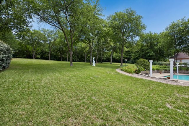 619 Oak Tree Cove, Cedar Hill, TX 75104