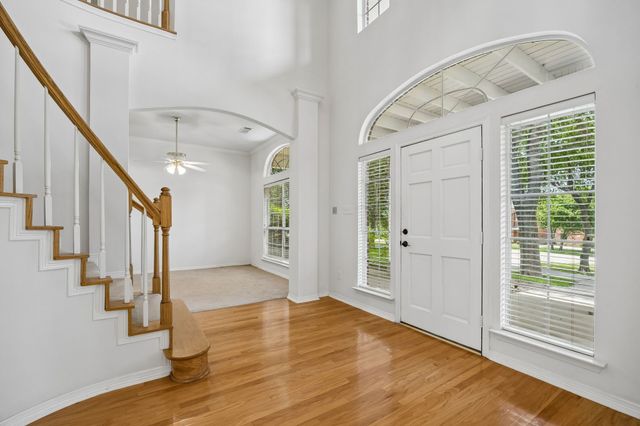 619 Oak Tree Cove, Cedar Hill, TX 75104