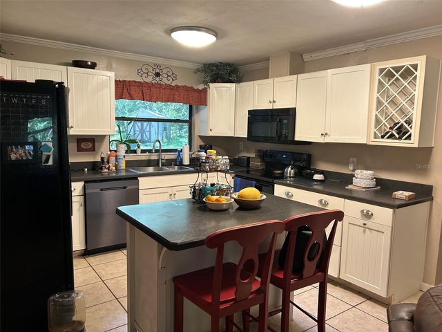 6005 DOC THOMPSON ROAD, Plant City, FL 33565