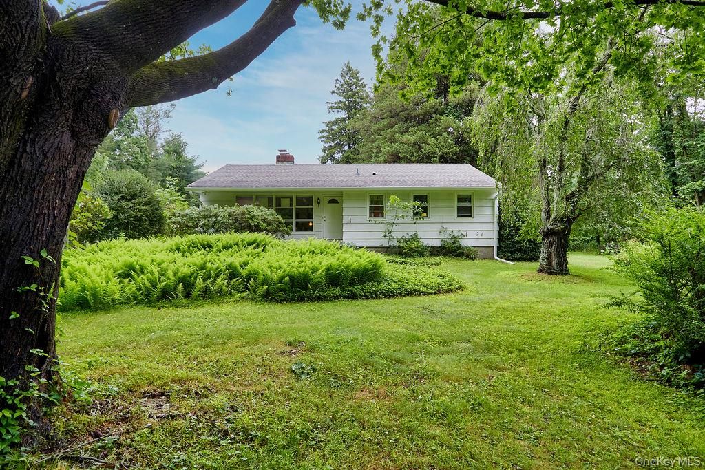 21 Elmwood Road, South Salem, NY 10590