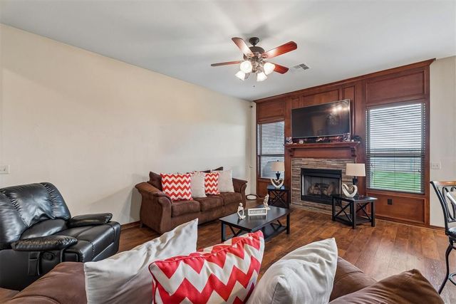 10917 SW 30th Terrace, Yukon, OK 73099