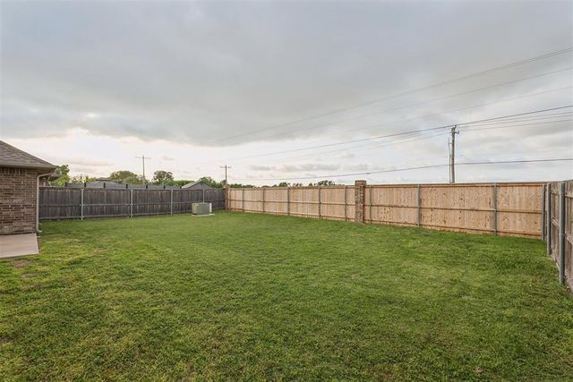 10917 SW 30th Terrace, Yukon, OK 73099