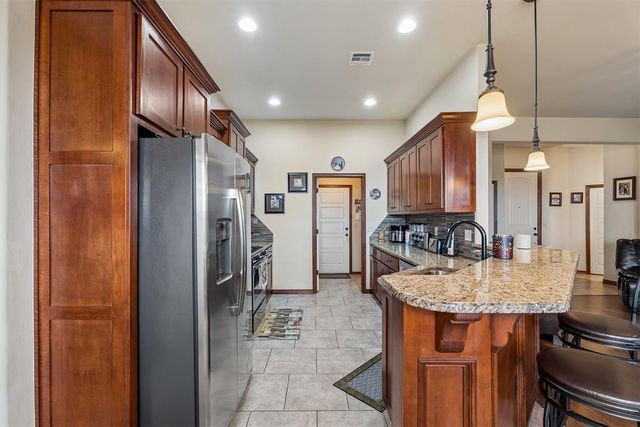 10917 SW 30th Terrace, Yukon, OK 73099