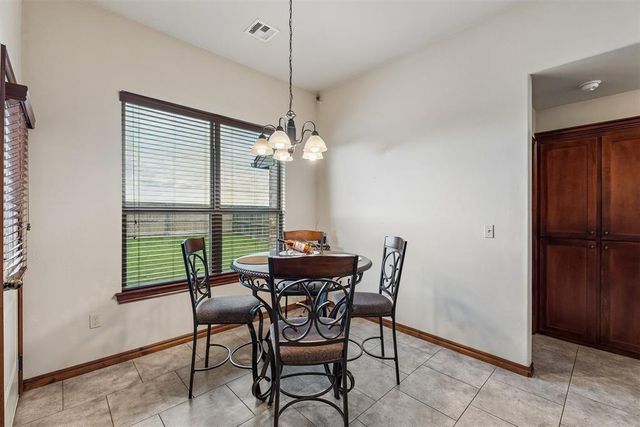 10917 SW 30th Terrace, Yukon, OK 73099