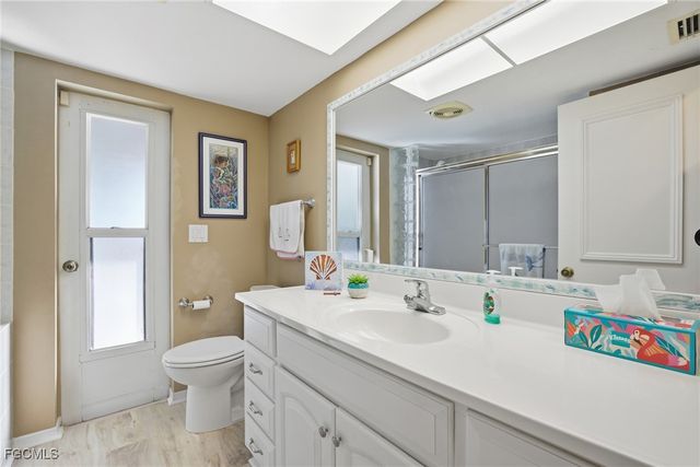 502 SW 7th TER, Cape Coral, FL 33991