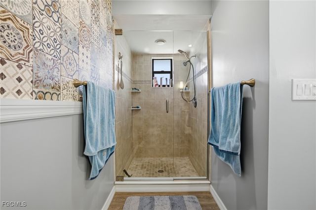 502 SW 7th TER, Cape Coral, FL 33991