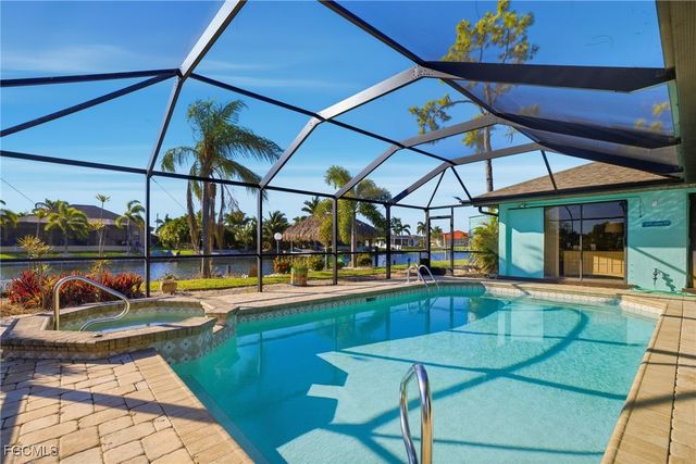 502 SW 7th TER, Cape Coral, FL 33991