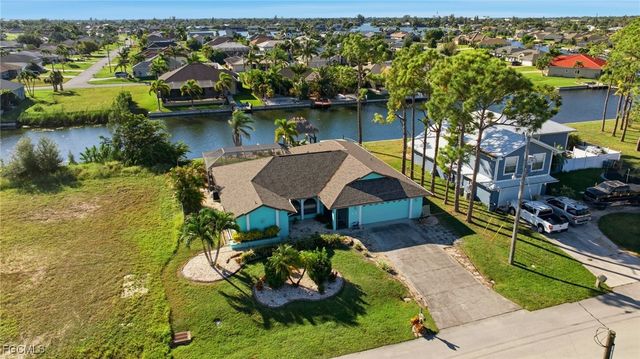 502 SW 7th TER, Cape Coral, FL 33991