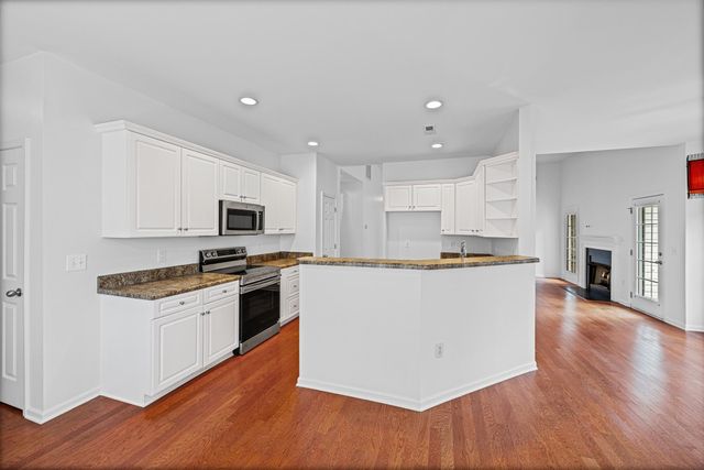 395 Sandpiper Drive, Boiling Springs, SC 29316