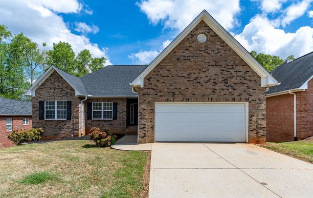 395 Sandpiper Drive, Boiling Springs, SC 29316