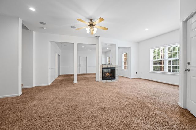 395 Sandpiper Drive, Boiling Springs, SC 29316