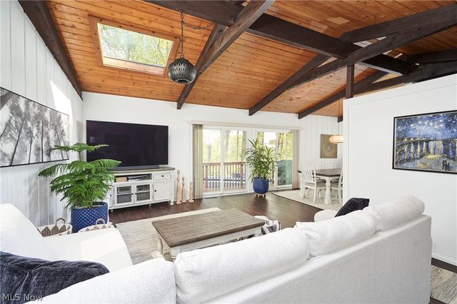 873 Old Spring Road, Copley, OH 44321