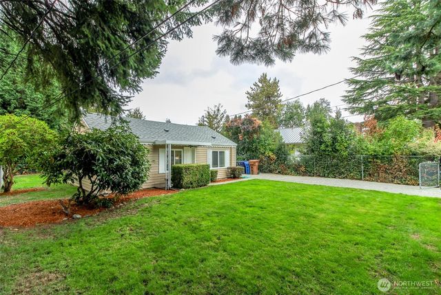 105 S 70th Street, Tacoma, WA 98408