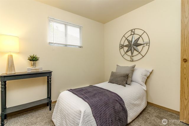 105 S 70th Street, Tacoma, WA 98408