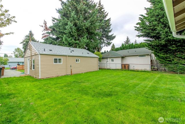 105 S 70th Street, Tacoma, WA 98408