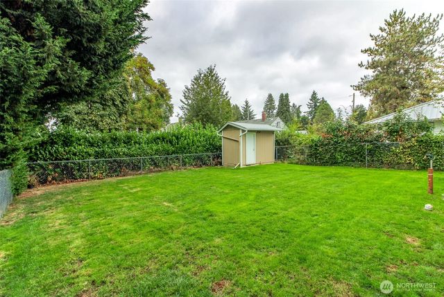 105 S 70th Street, Tacoma, WA 98408