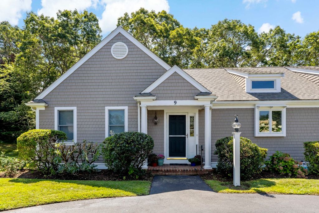 393 North Falmouth Hwy 9, Falmouth, MA 02556