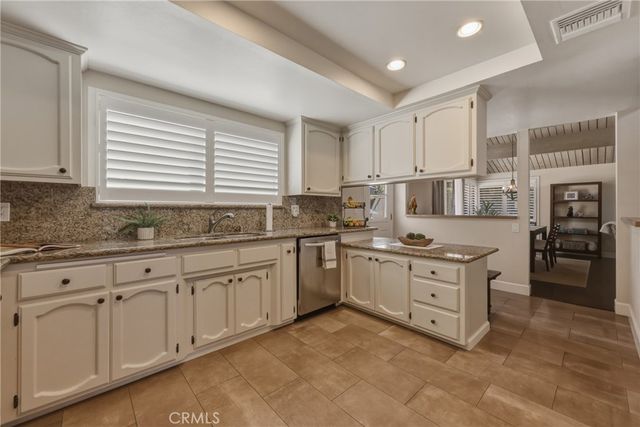 412 Lotus Court, Redlands, CA 92373