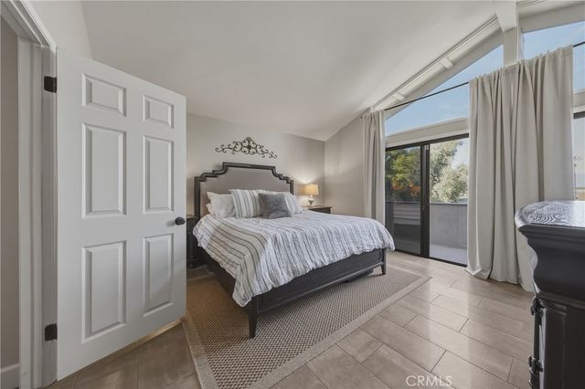 412 Lotus Court, Redlands, CA 92373