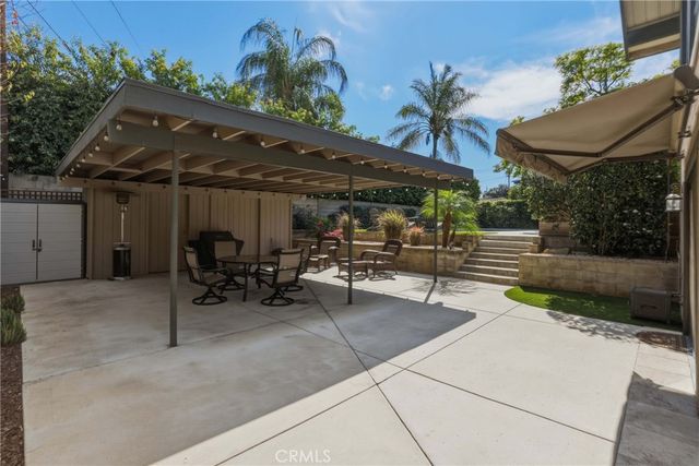 412 Lotus Court, Redlands, CA 92373
