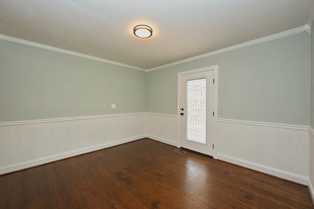 2213 Ridgecrest Dr, Nashville, TN 37216
