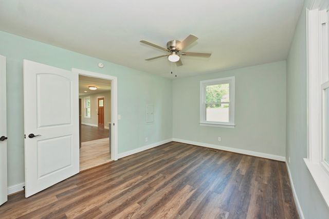 2213 Ridgecrest Dr, Nashville, TN 37216