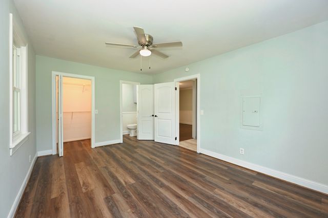 2213 Ridgecrest Dr, Nashville, TN 37216