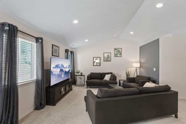 8604 W 8 Ave, Spokane, WA 99224