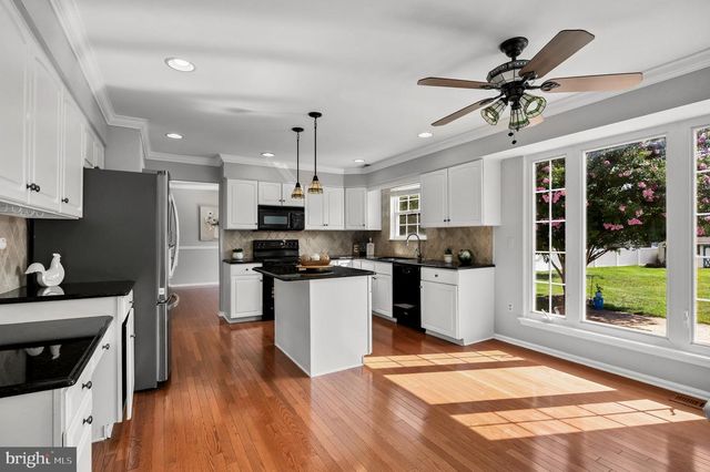 2 PRICKETT LN, Hainesport, NJ 08036