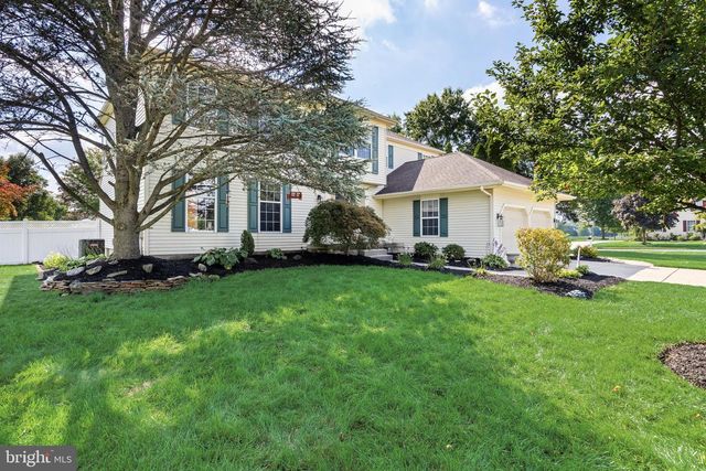 2 PRICKETT LN, Hainesport, NJ 08036