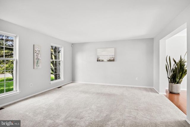 2 PRICKETT LN, Hainesport, NJ 08036