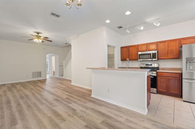 520 MAJESTIC WAY, Altamonte Springs, FL 32714