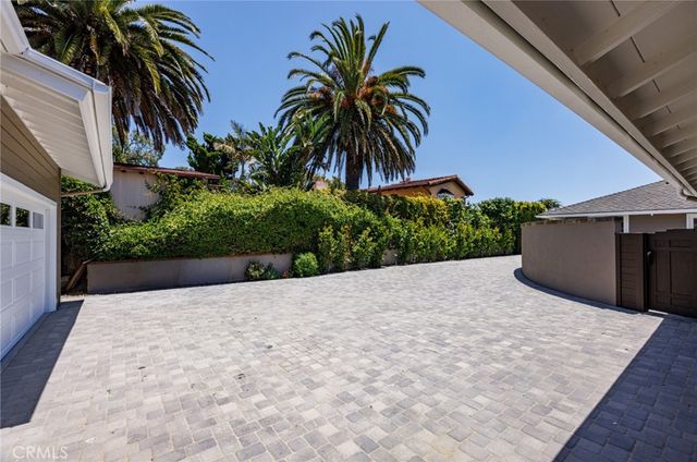 1840 Temple Hills, Laguna Beach, CA 92651