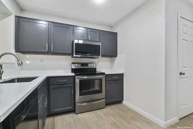 3229 Swallow Pointe, New Braunfels, TX 78130