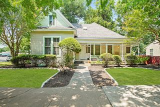 212 W 43rd ST A, Austin, TX 78751