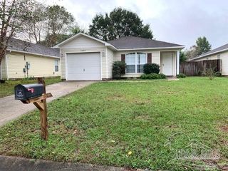 5466 Cherub Cir, Milton, FL 32583