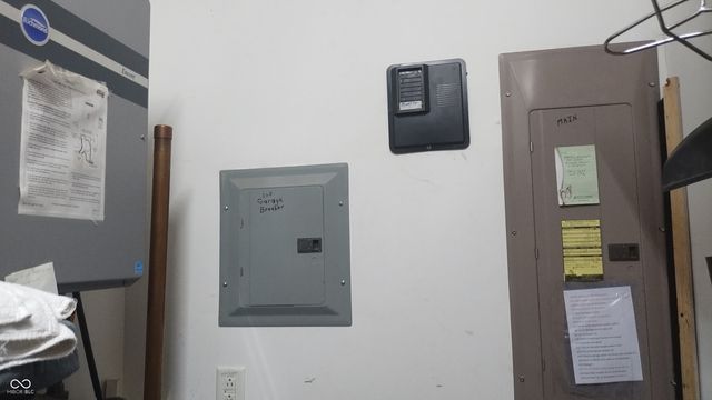 3422 Sycamore Drive, Columbus, IN 47203