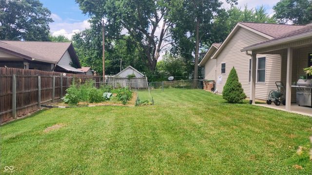 3422 Sycamore Drive, Columbus, IN 47203