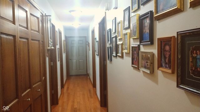 3422 Sycamore Drive, Columbus, IN 47203